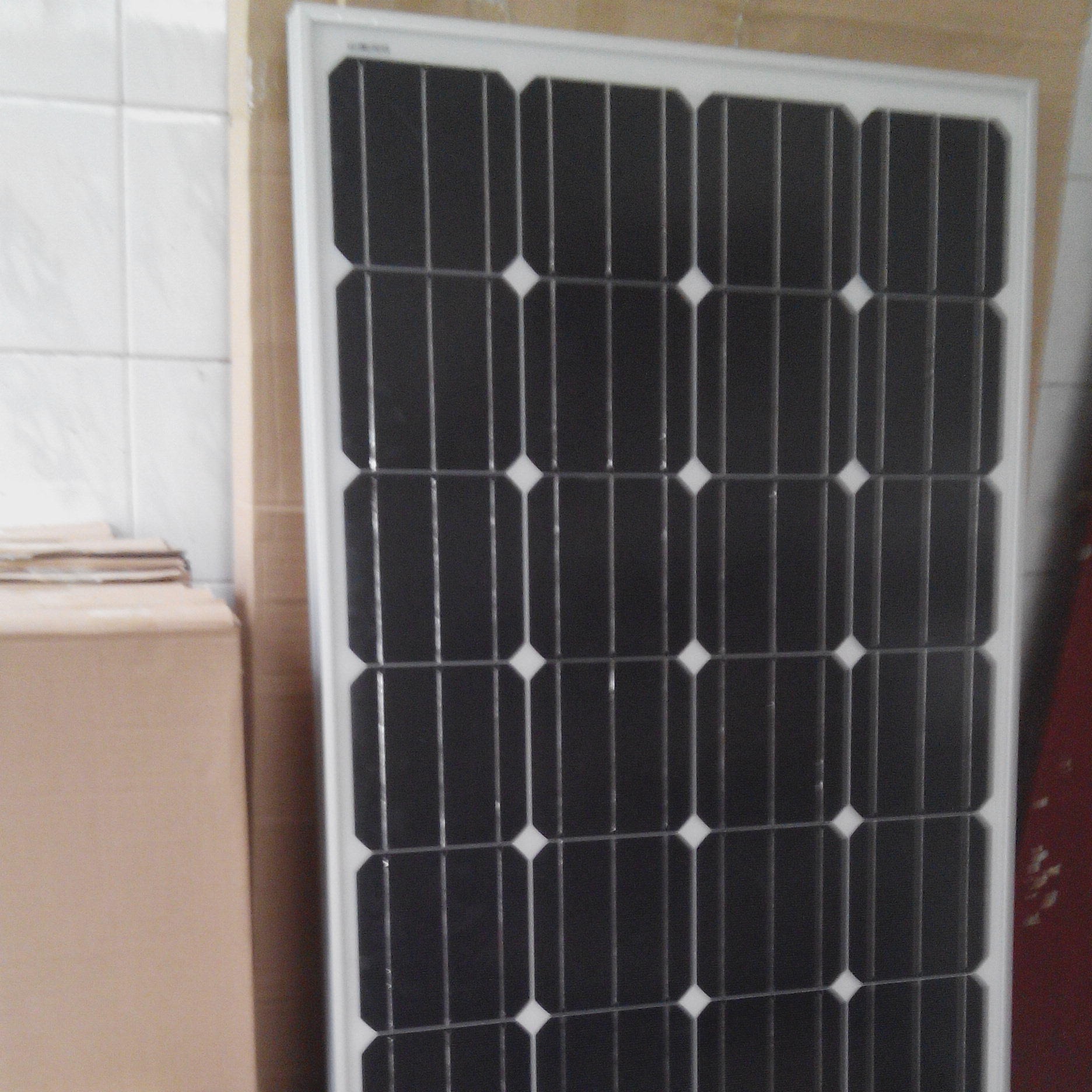 150瓦太阳能电池板 太阳能电池组件 太阳能电动车太阳能板图片