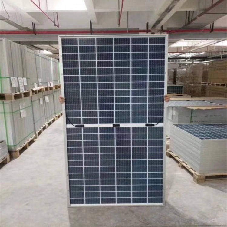 全国高价格太阳能组件回收 拆卸太阳能板长期求购  厂家全国上门收购