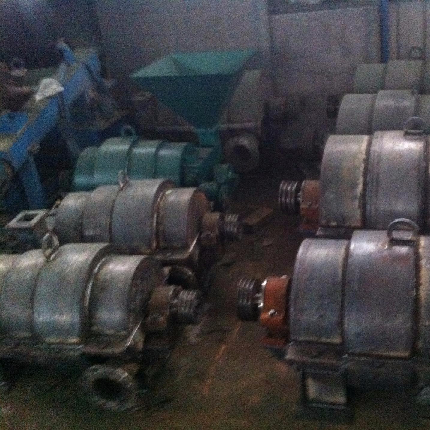喷煤机   磨煤喷粉机  XPM型磨煤喷粉机  河北沧州星辉环保实体生产厂家图片