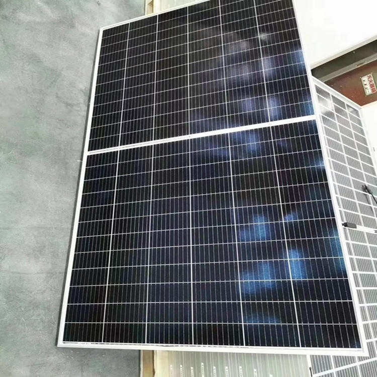 光伏组件回收 拆卸组件回收 降级太阳能板求购 苏州鑫晶威