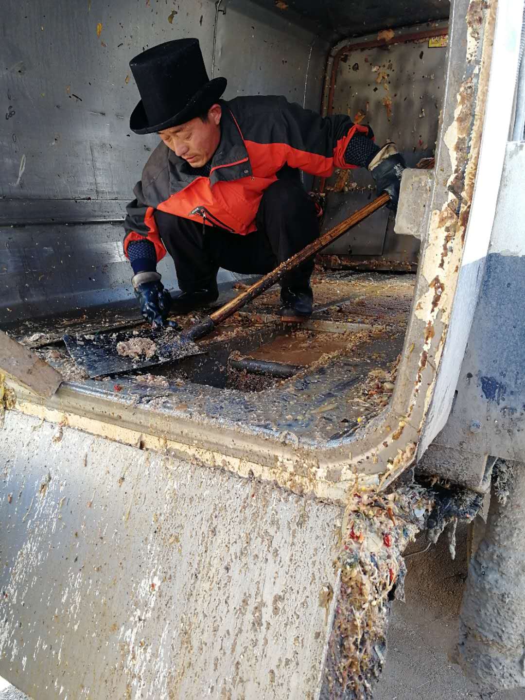 松岭区餐厨垃圾处理车程力威图片